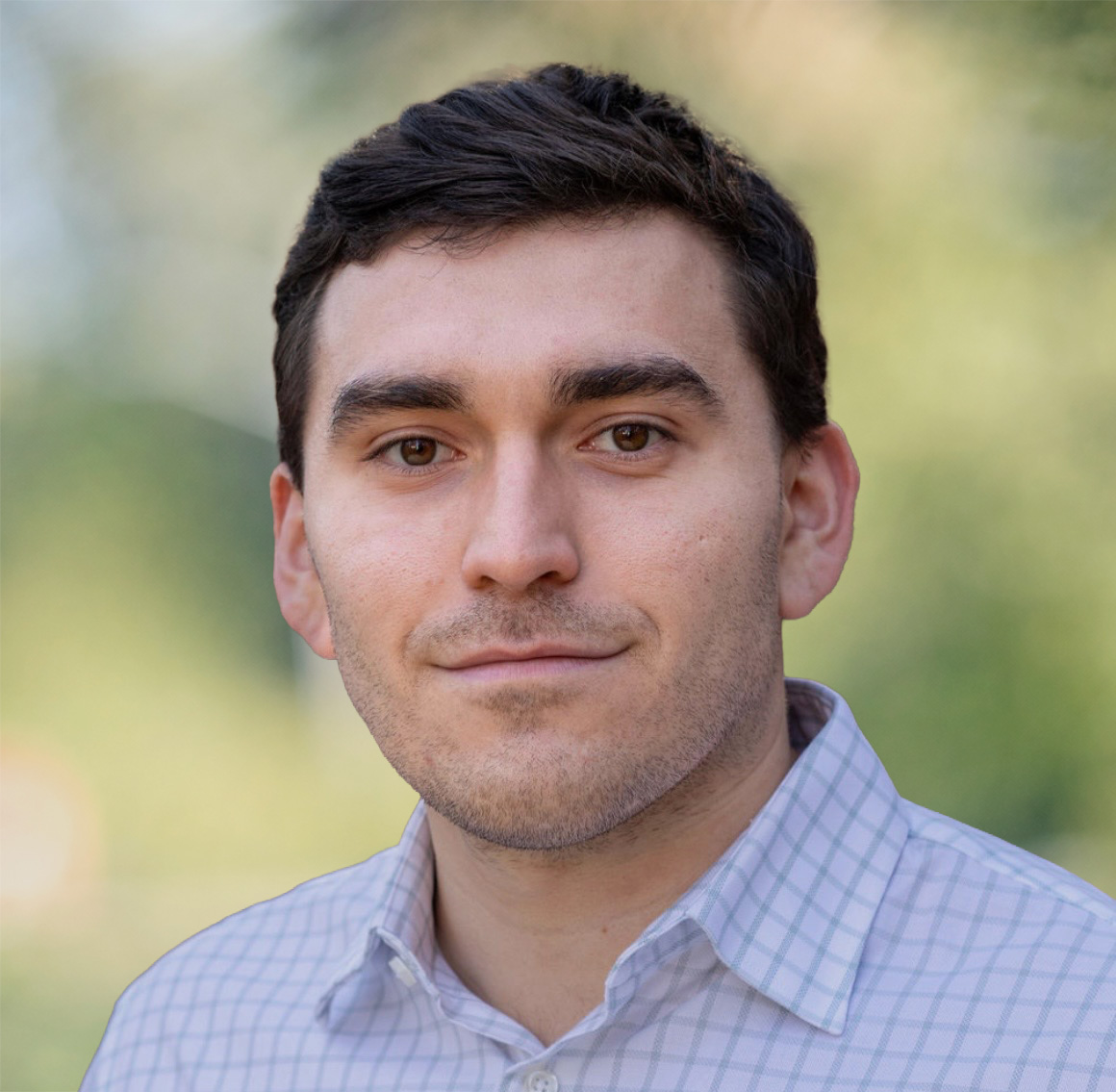 Headshot Cameron Mejia